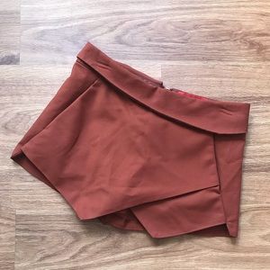 Akira Chicago burnt orange shorts